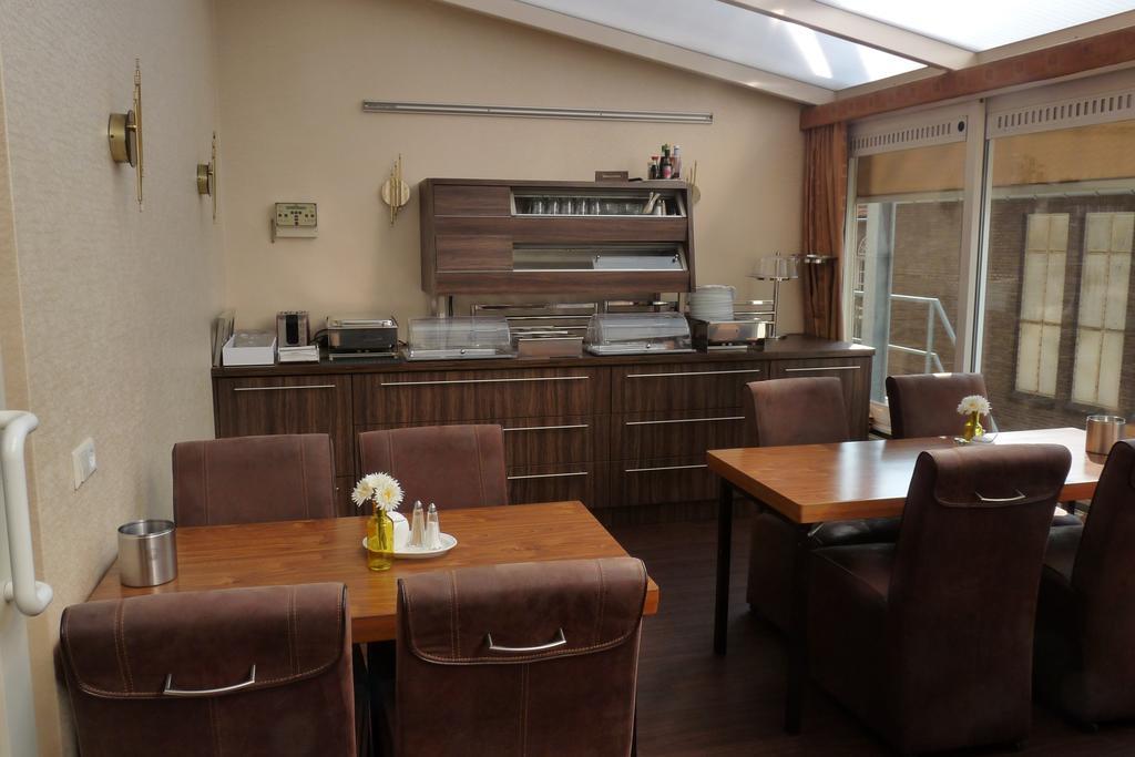 Hotel Pax Arnhem Bagian luar foto